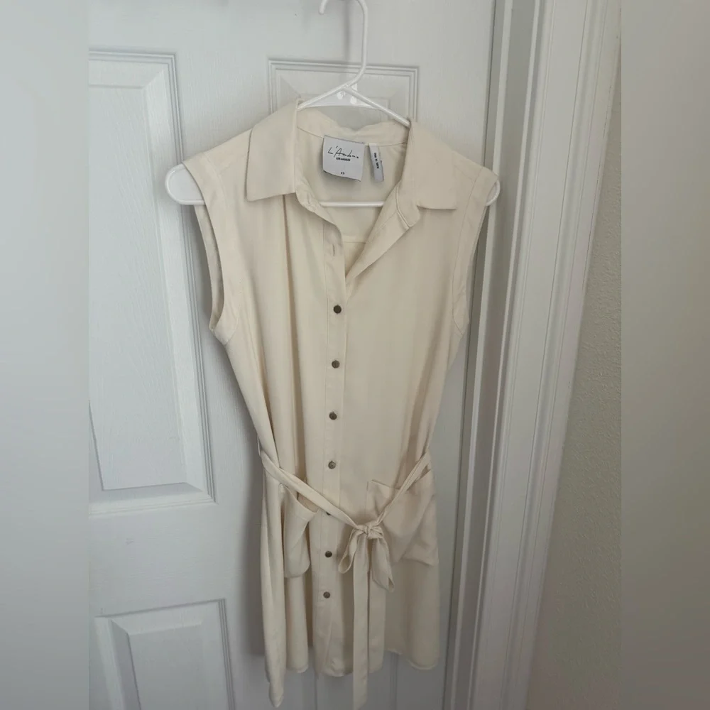 L’Academie Mini Dress in cream - Picture 1 of 2